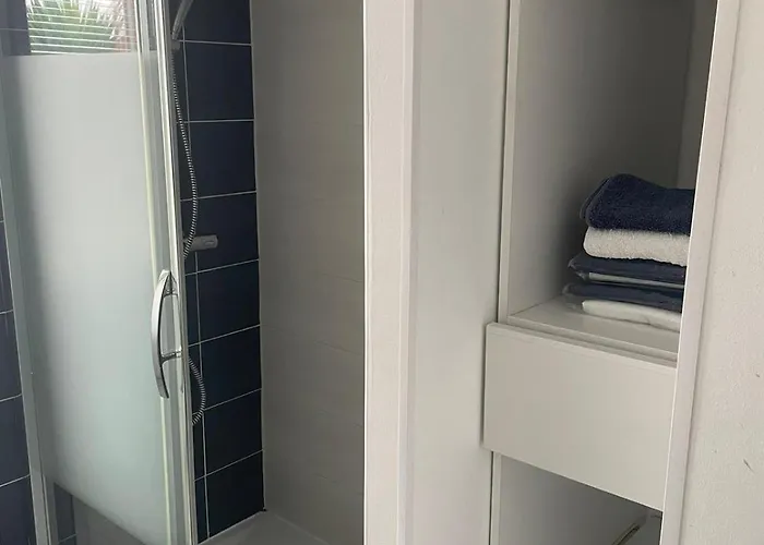 Maison De 5 Voyageurs شيربوغ أون كوتننتين