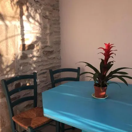 בית נופש Maison De 5 Voyageurs *